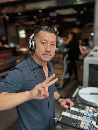 Andrew, wedding DJ serving Philadelphia weddings