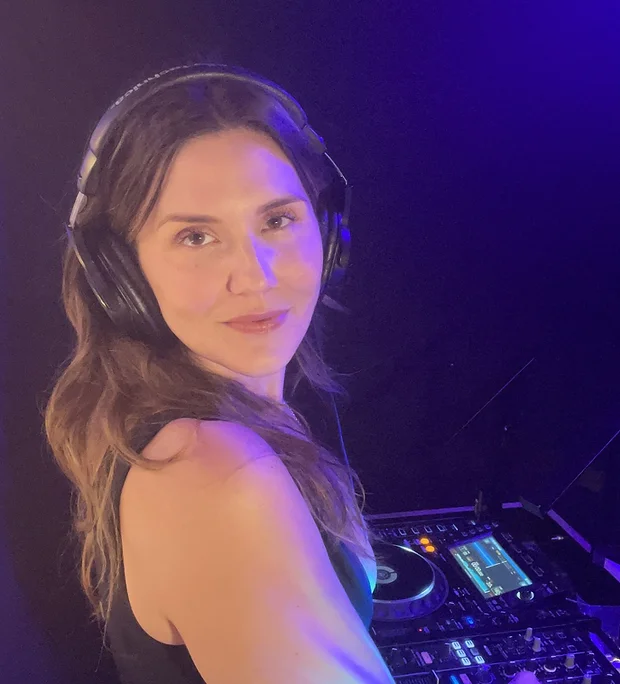 natalie-weiss-nyc-wedding-dj-1.jpg