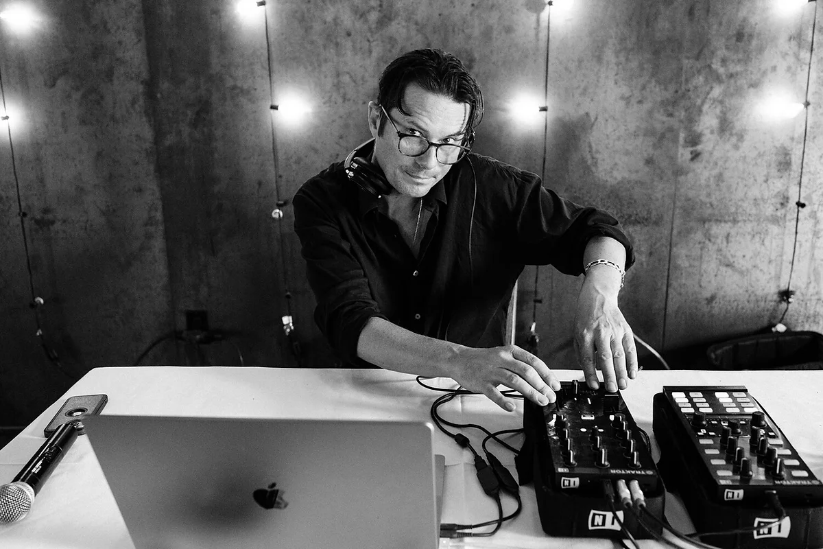 hudson valley wedding dj patrick coll