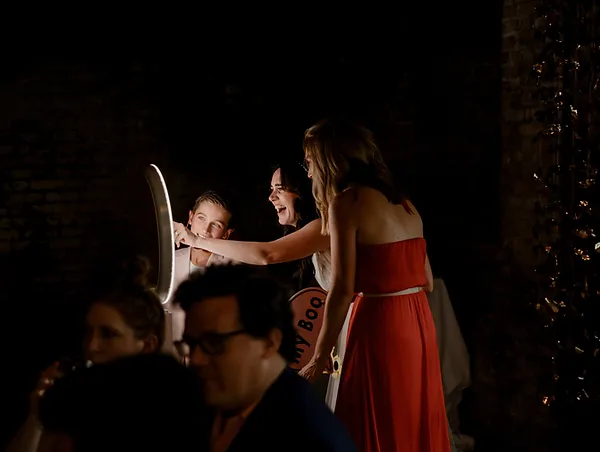 nyc-photo-booth-at-wedding-3.jpg