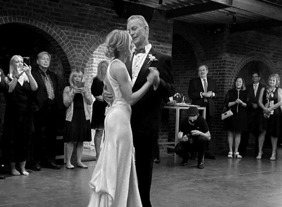 Long Island Wedding DJ: How to Find the Right One (Without the Headaches)