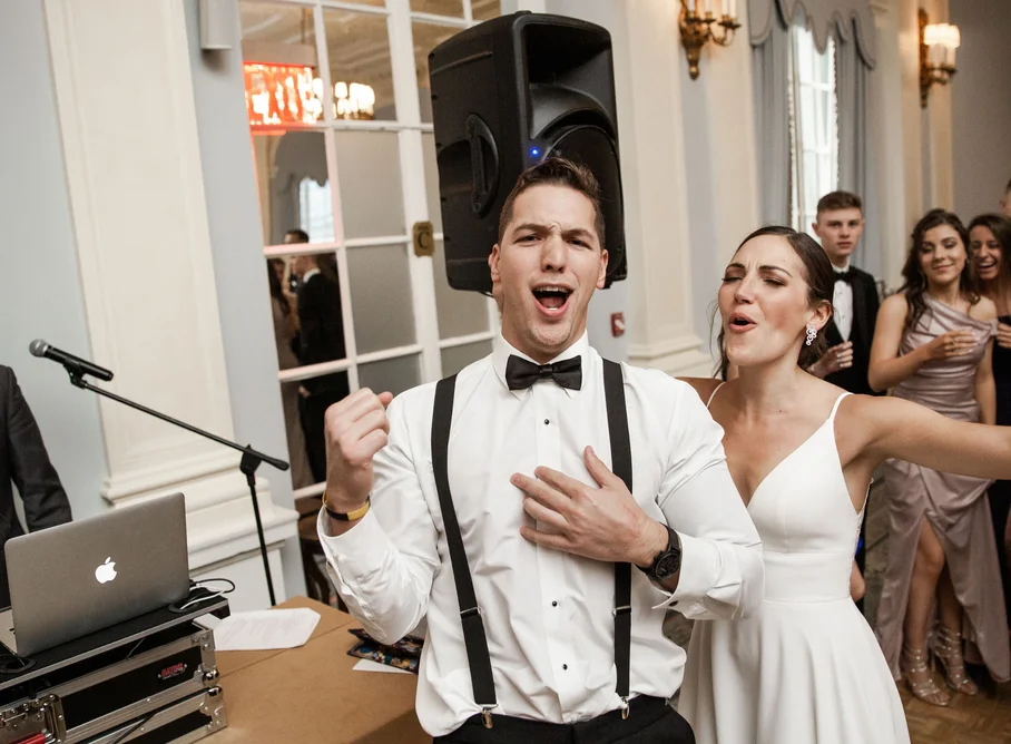 Wedding DJ vs Band in NYC: Which Is Better?