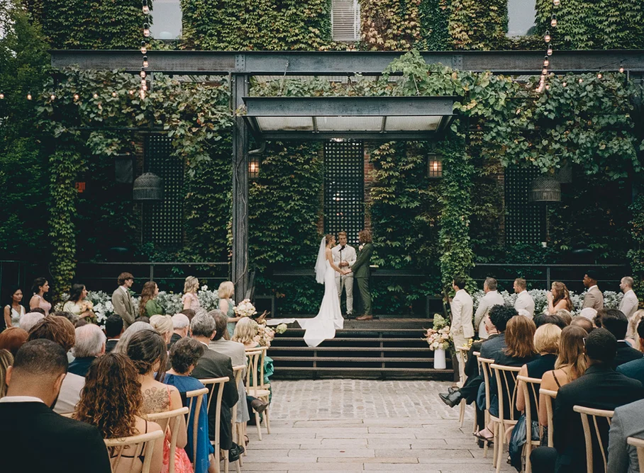 How to Find the Right Wedding DJ in Queens NY